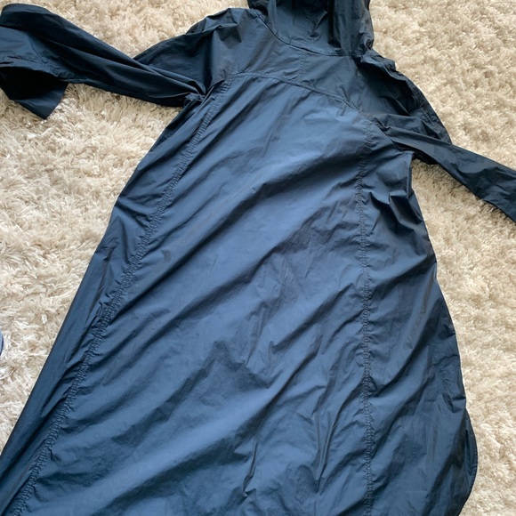 Raincoat by Annette Gortz - Picture 2 of 3